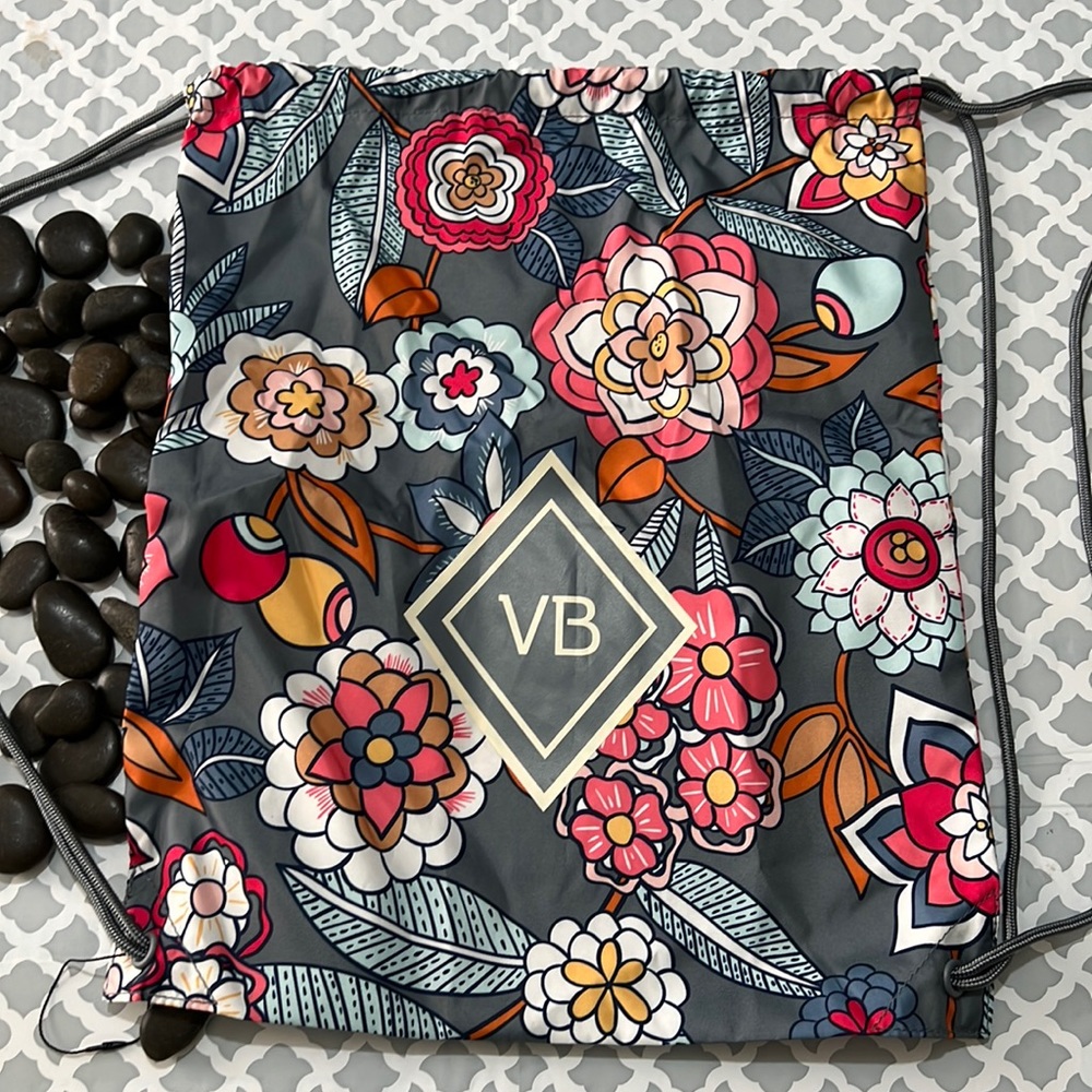 Vera Bradley lighten up drawstring back pack